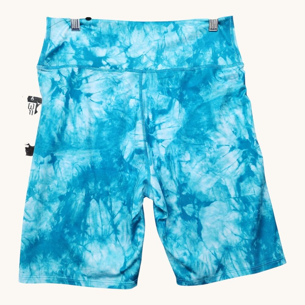 NWT 32 Degrees Women’s L High Waist Bike Shorts Caribbean Sea Tie Dye Heat Cool - Picture 3 of 9